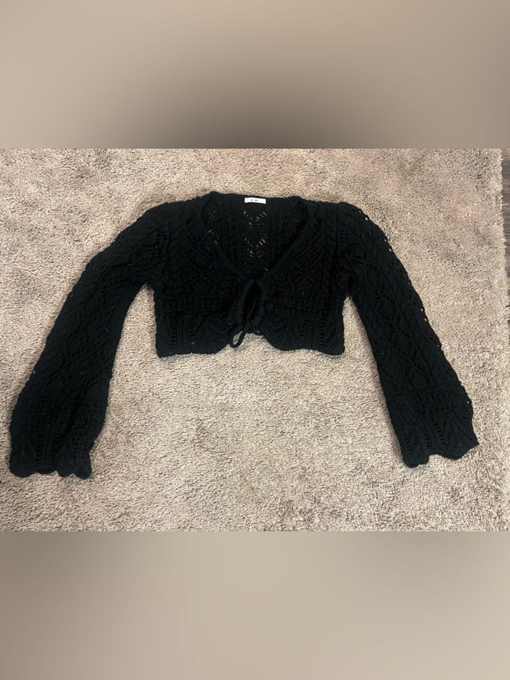 Mi Amore Black Cropped Tie-Front Knit Shrug